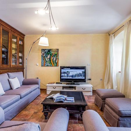볼로스코 Il Palazzo 빌라 외부 사진